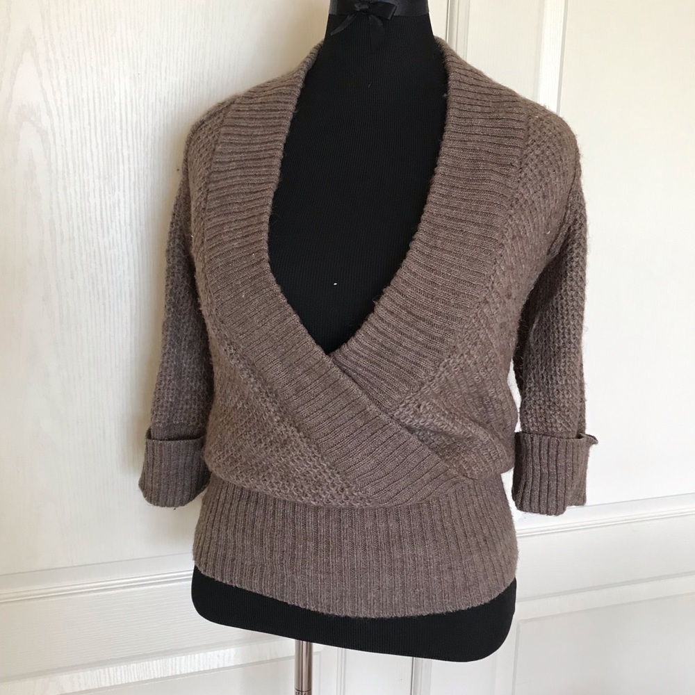LOFT Cropped sleeve sweater